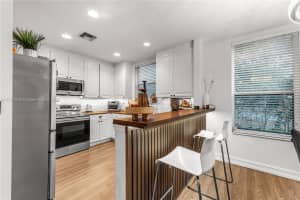 789 Ne 195th St Miami, FL 33179 - MLS#A11765579