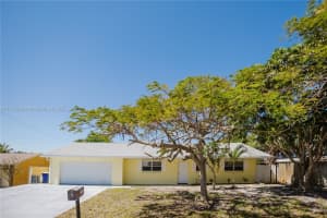 2212 Ne 21st Ave, Jensen Beach