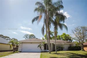 5240 NW Ever Rd, Port Saint Lucie, FL 34983 Sold 01/16/26