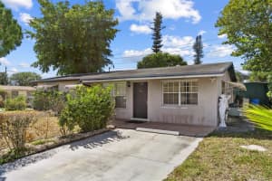 2300 Nw 11th Ct, Pompano Beach