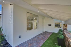 19331 NE 18th Ct, Miami, FL 33179, Sold 05/29/25