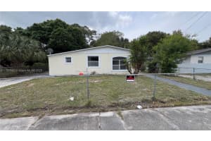 607 N 19th St, Fort Pierce, FL 34950, - MLS#A11765682