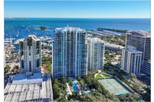 2627 S Bayshore Dr 605, Miami