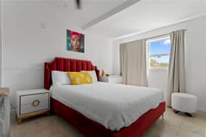5233 NE 4th Ave, Fort Lauderdale, FL 33334, Sold 08/01/25