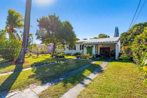 1522 NE 148th St, Miami, FL 33161, - MLS#A11765769