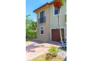 787 NE 34th Ave, Homestead, FL 33033, Sold 07/24/25