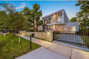 2440 Trapp Ave, Miami, FL 33133, Sold 06/17/25