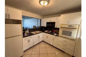 7900 Tatum Waterway Dr APT 413, Miami Beach, FL 33141, - MLS#A11765847
