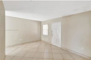 1241 NW 6th St APT 1, Miami, FL 33125, Sold 07/02/25