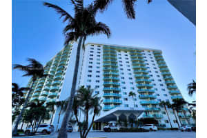 19380 Collins Ave APT 410, Sunny Isles Beach, FL 33160, - MLS#A11765910