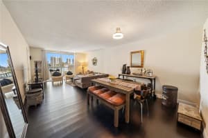 2750 NE 183rd St APT 401, Aventura, FL 33160, - MLS#A11765919