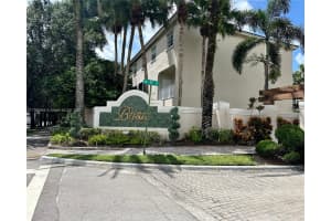 5600 NW 114th Pl APT 211, Doral, FL 33178, Sold 05/20/25