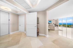 21200 Point Pl #1203, Aventura, FL 33180, Sold 06/23/25