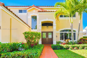 732 Verona Lake Dr, Weston, FL 33326, Sold 07/11/25