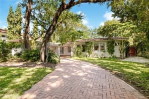 6481 Sw 73rd St, South Miami