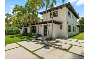 2135 N Bay Rd, Miami, FL 33140, Sold 06/17/25