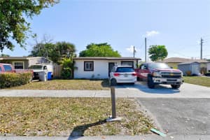2862 Nw 4th St, Pompano Beach