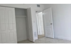 5102 NW 79th Ave APT 304, Doral, FL 33166, Sold 08/11/25