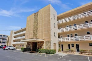 1025 SE 2nd Ave APT 205, Dania Beach, FL 33004, Sold 05/02/25