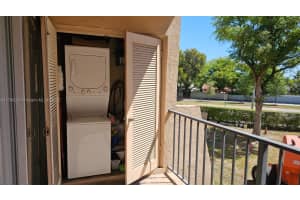 13715 Kendale Lakes Cir A-201 Miami, FL 33183 - MLS#A11766201