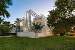 1250 N Venetian Way, Miami Beach, FL 33139, - MLS#A11766295