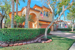 15852 SW 14th St, Pembroke Pines, FL 33027, Sold 08/01/25