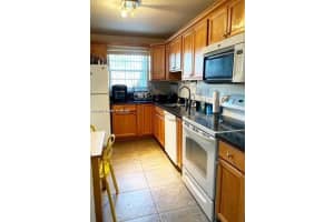2771 Taft St APT 403, Hollywood, FL 33020, Sold 05/08/25