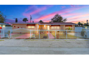 18901 NW 42nd Ct, Miami Gardens, FL 33055, Sold 05/05/25
