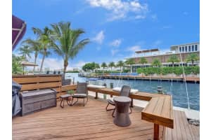 2686 NE 135th St, North Miami, FL 33181, Sold 07/08/25