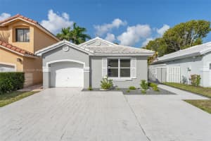 5054 SW 154th Pl, Miami, FL 33185, Sold 05/16/25