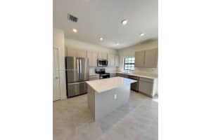 675 W Davis Pkwy, Florida City, FL 33034, Sold 05/22/25