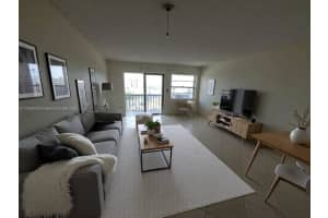 7620 Carlyle Ave APT 805, Miami Beach, FL 33141, - MLS#A11766698