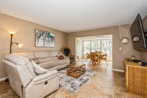 1045 Country Club Dr APT 304, Margate, FL 33063, - MLS#A11766743