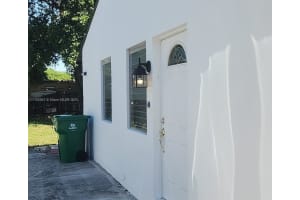 6021 SW 38th St, Miramar, FL 33023, Sold 04/21/25