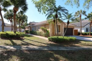 1026 Nw 170th Ave, Pembroke Pines