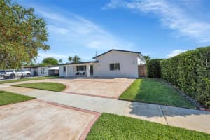 11410 SW 52nd St, Miami, FL 33165, Sold 06/11/25