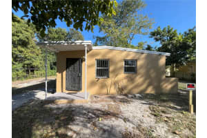 12731 Bunker Dr, Miami, FL 33167, Sold 04/28/25