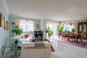 10140 W Bay Harbor Dr APT 502B, Bay Harbor Islands, FL 33154, - MLS#A11766932