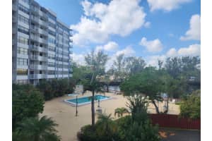 1300 Ne Miami Gardens Dr 313e, Miami