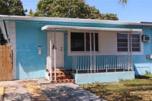 210 NW 19th Ave, Miami, FL 33125, Sold 04/18/25