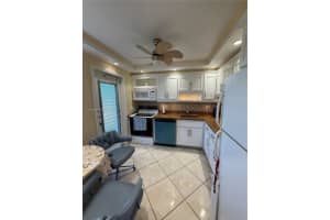 4800 Hillcrest Ln APT 511, Hollywood, FL 33021, - MLS#A11767086