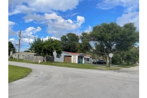 4841 Nw 13th Ct, Lauderhill