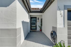 15763 SW 74th Ln, Miami, FL 33193, Sold 05/30/25