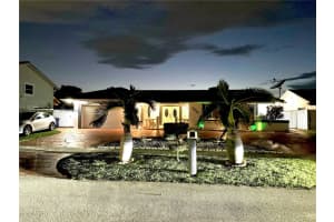20040 Nw 63rd Ave, Hialeah