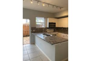5240 NW 109th Ave APT 5, Doral, FL 33178, Sold 05/01/25