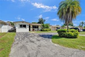 8821 NW 11th St, Pembroke Pines, FL 33024, Sold 08/15/25