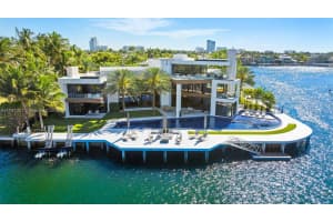84 Isla Bahia Dr, Fort Lauderdale