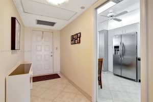 3510 Oaks Way 806 Pompano Beach, FL 33069 - MLS#A11767331