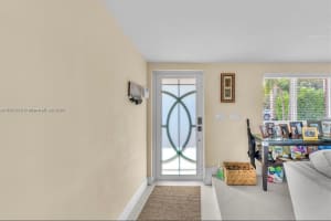 3645 Sw 97th Ave, Miami