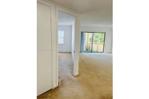 8290 Lake Dr APT 310, Doral, FL 33166, - MLS#A11767437